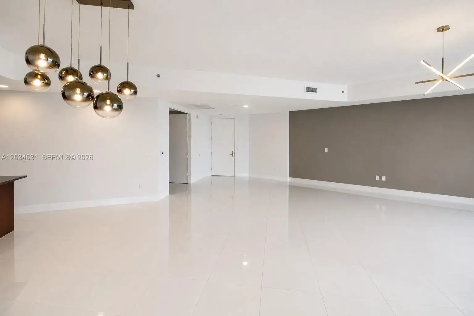 15901 Collins Ave # 403, Sunny Isles Beach FL 33160 photo 3