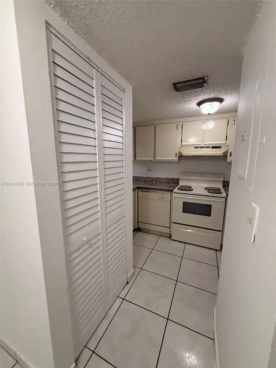 9917 W Okeechobee Rd # 510, Hialeah Gardens FL 33016 photo 3