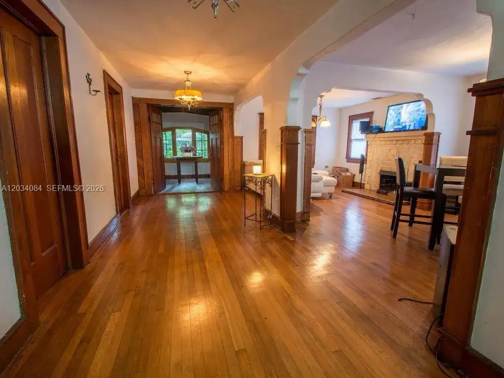 8238 NE 9th Ave, Miami FL 33138 photo 5