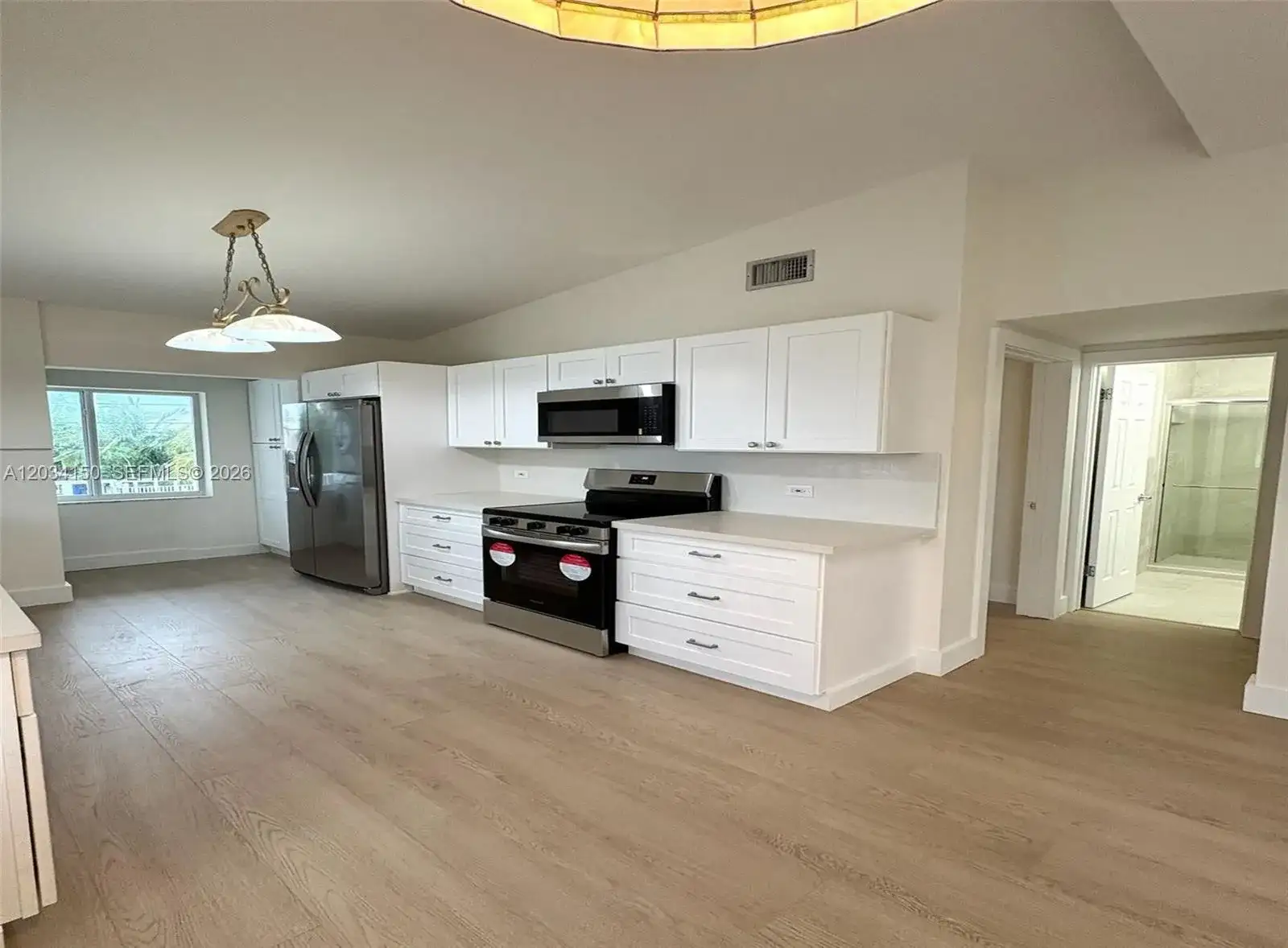 136 Marina Ave, Key Largo FL 33037 photo 4