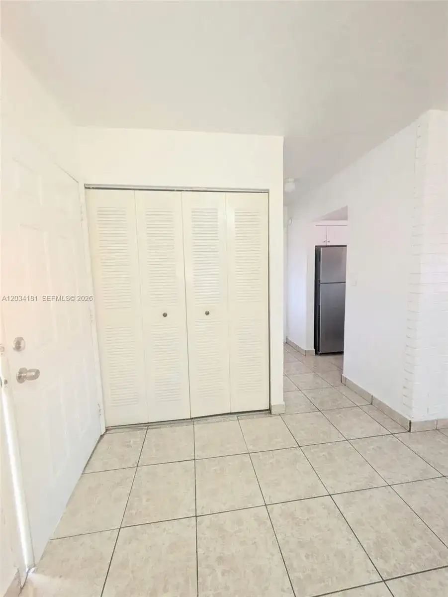6850 W 14th Ct # A28, Hialeah FL 33014 photo 3