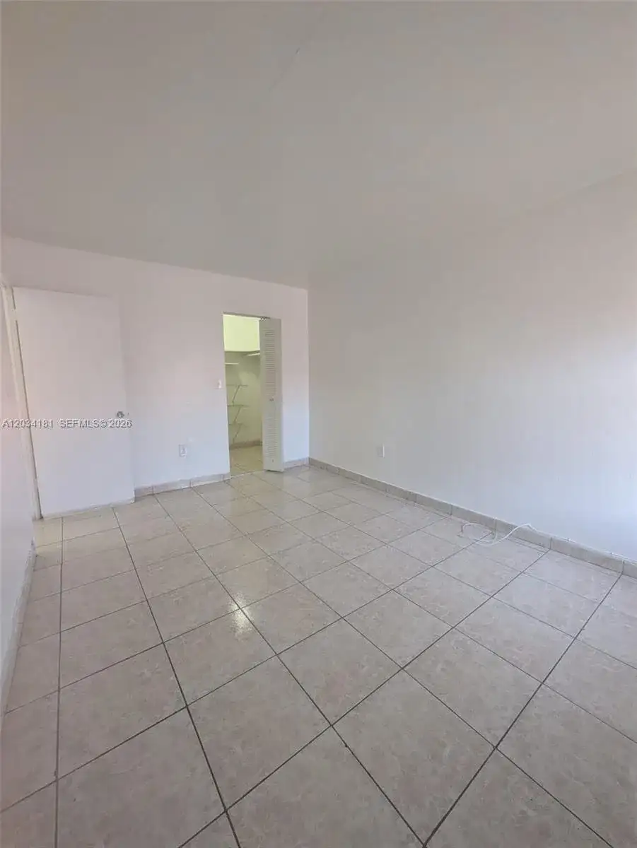 6850 W 14th Ct # A28, Hialeah FL 33014 photo 4