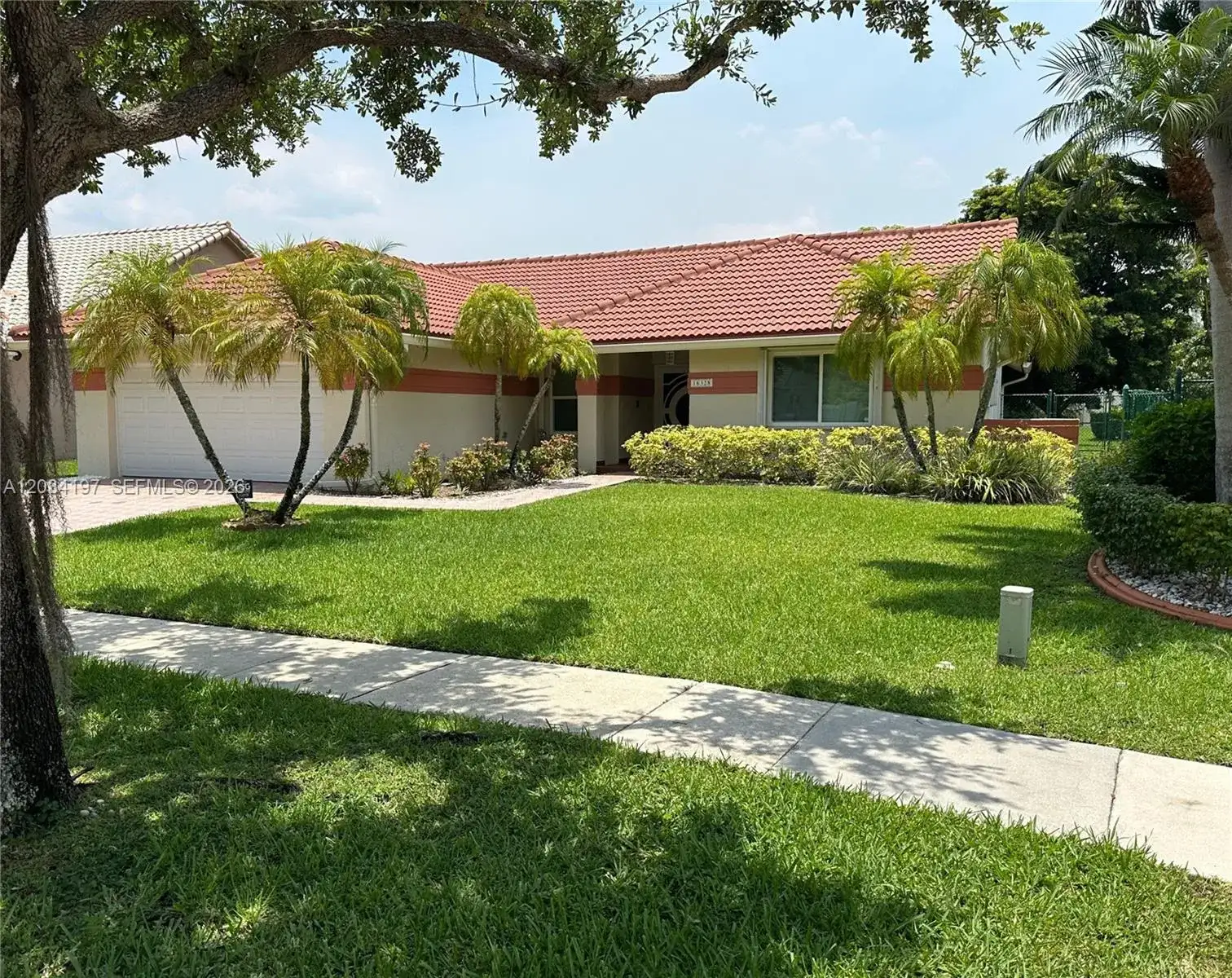 16328 NW 11th St, Pembroke Pines FL 33028 photo 3