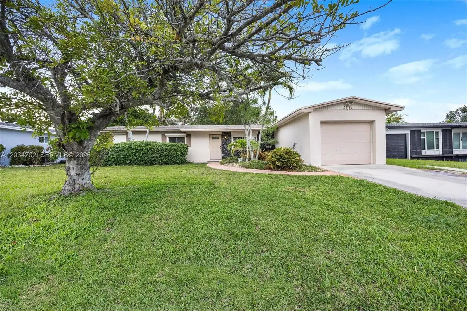8771 SW 200th Ter, Cutler Bay FL 33189