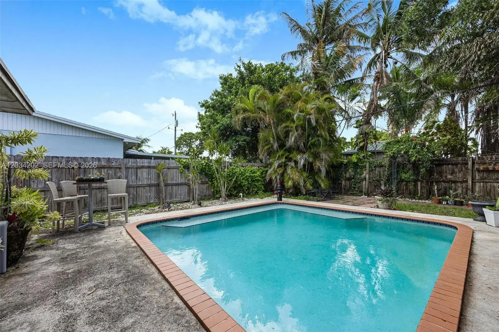 8771 SW 200th Ter, Cutler Bay FL 33189
