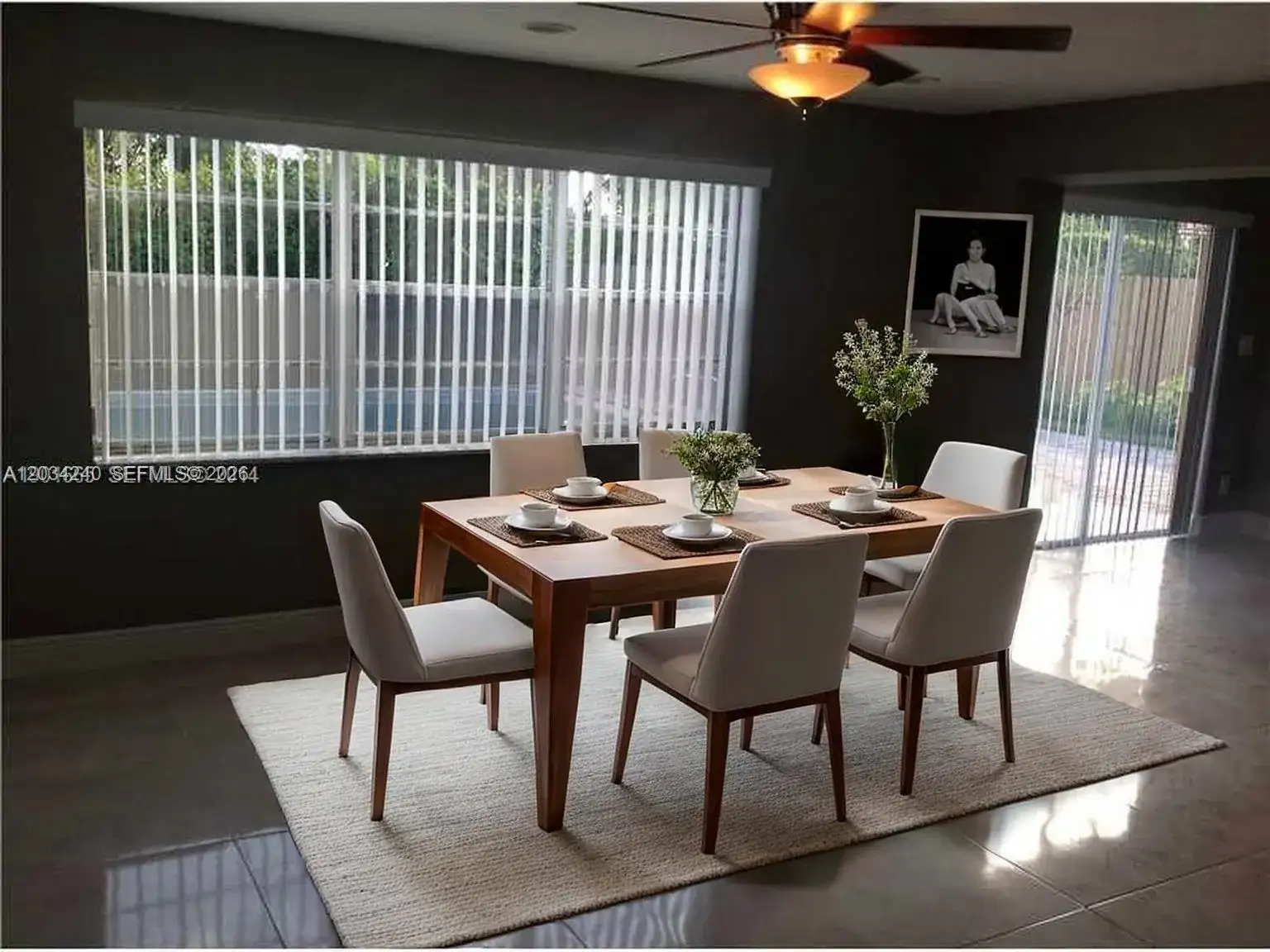 1324 Washington St, Hollywood FL 33019 photo 3