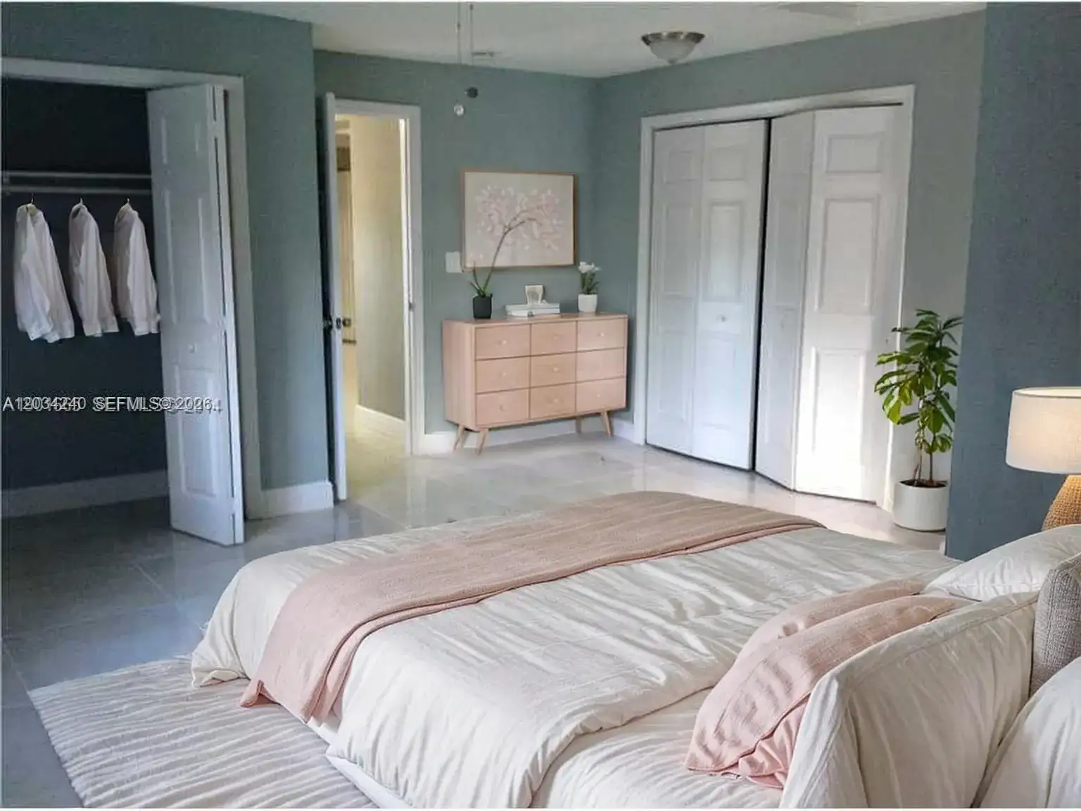 1324 Washington St, Hollywood FL 33019 photo 4