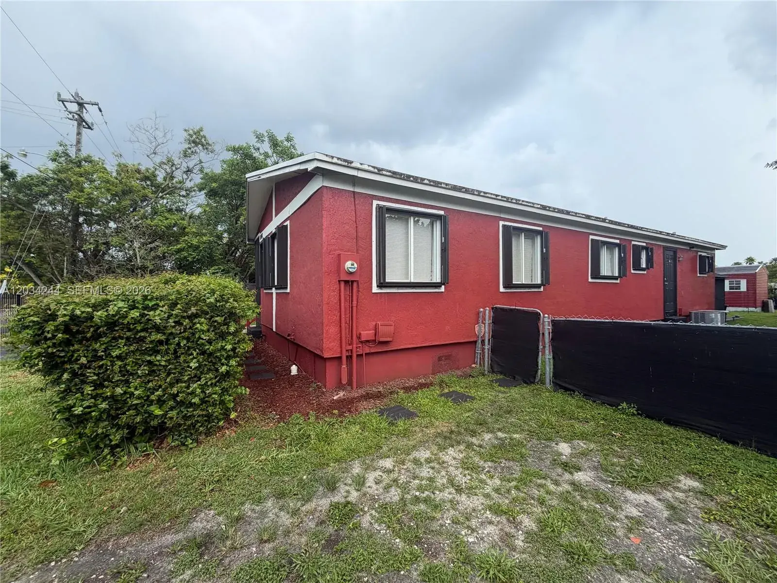 16980 SW 104th Ave, Miami FL 33157