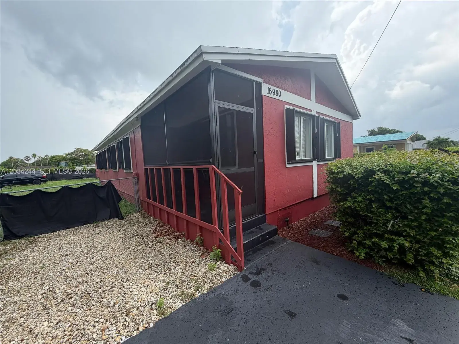 16980 SW 104th Ave, Miami FL 33157