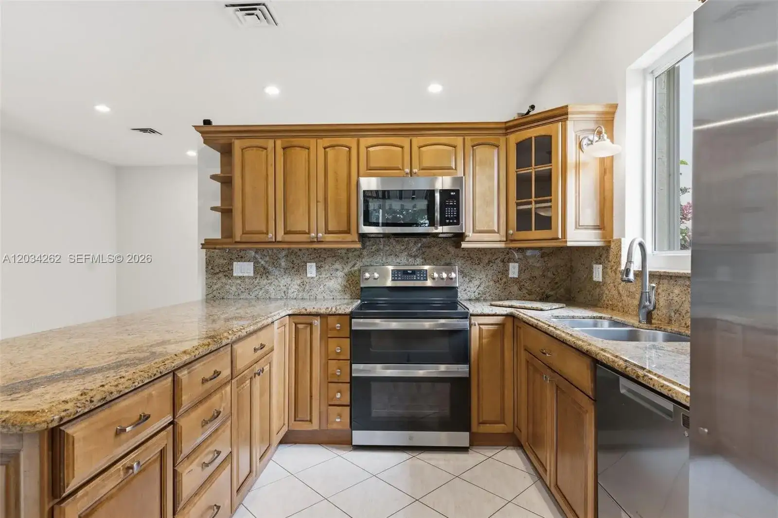 6530 Sandpiper Dr, Coconut Creek FL 33073 photo 4