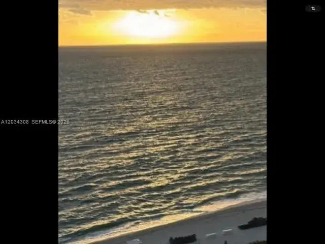 4779 Collins Ave # 1804, Miami Beach FL 33140
