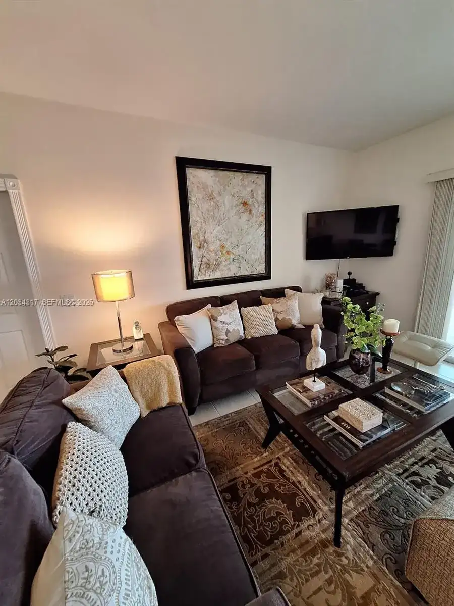 2104 Tigris Dr, West Palm Beach FL 33411 photo 4