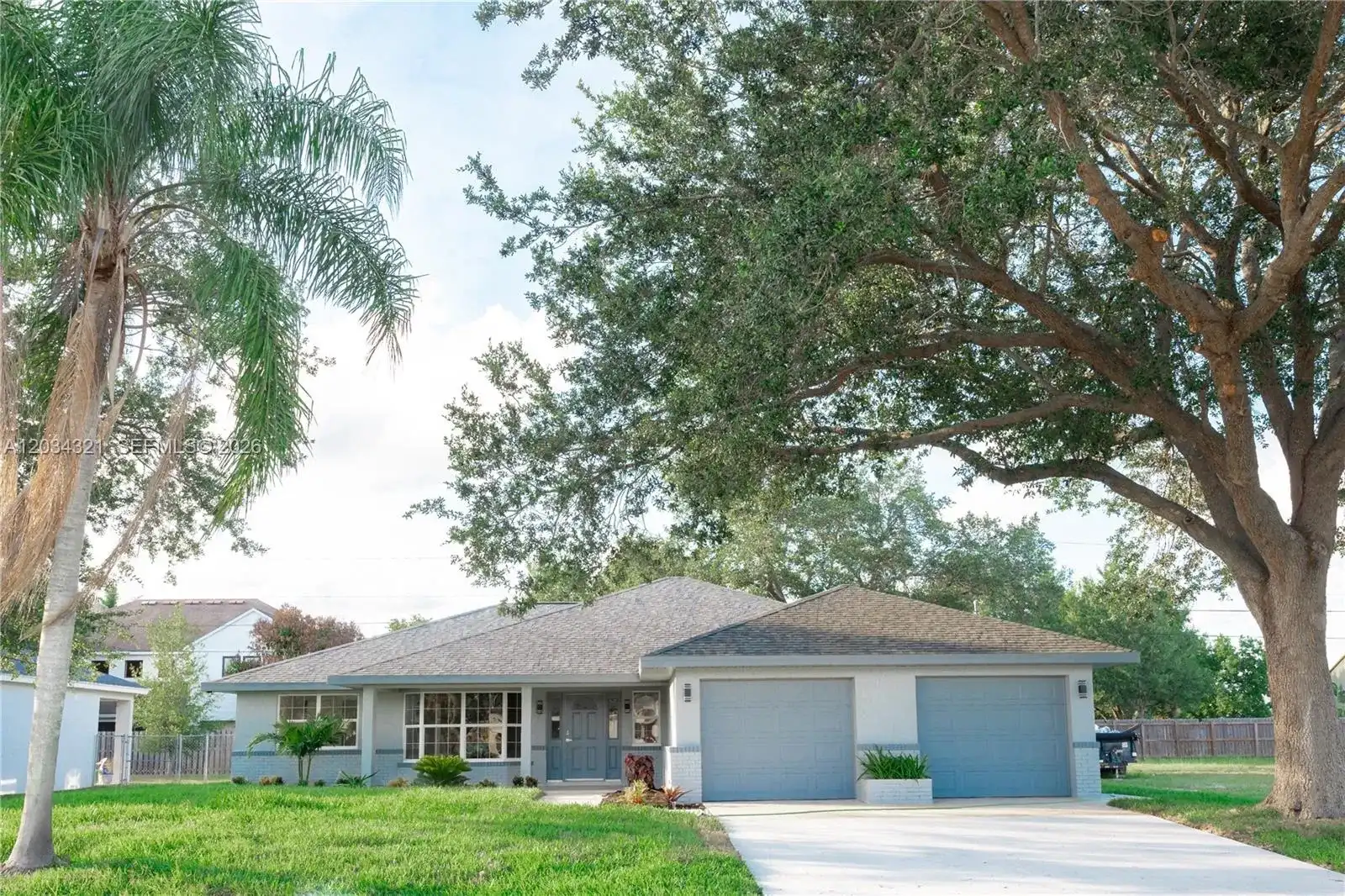 401 SW Ridgecrest Dr, Port St. Lucie FL 34953