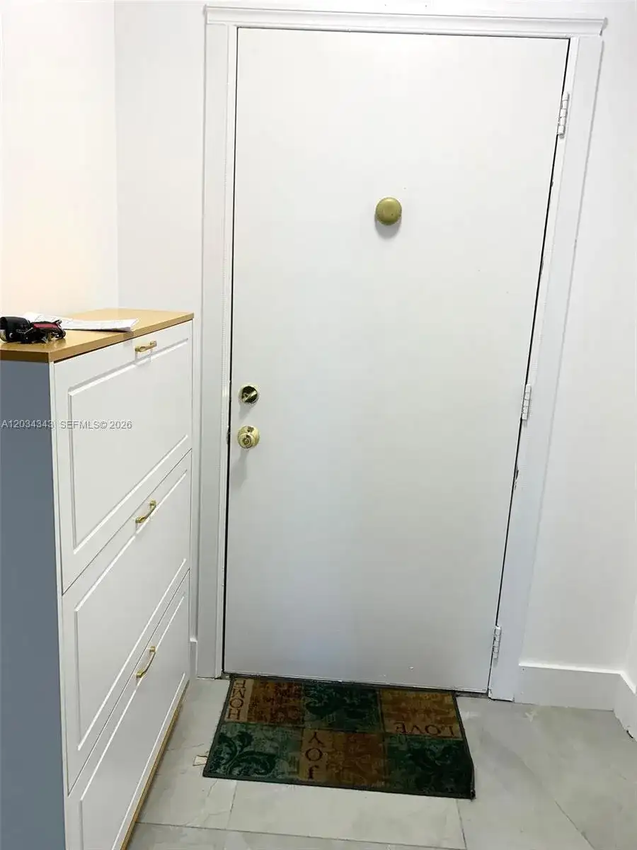 501 NE 14th Ave # 601, Hallandale Beach FL 33009 photo 2