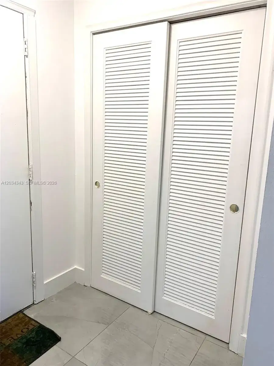 501 NE 14th Ave # 601, Hallandale Beach FL 33009 photo 3