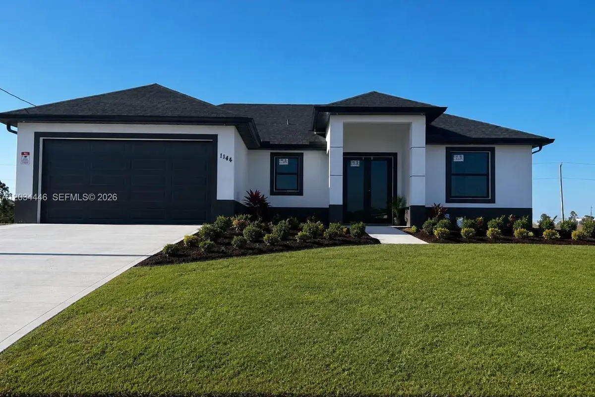 1144 Ecstasy ST E, Lehigh Acres FL 33974
