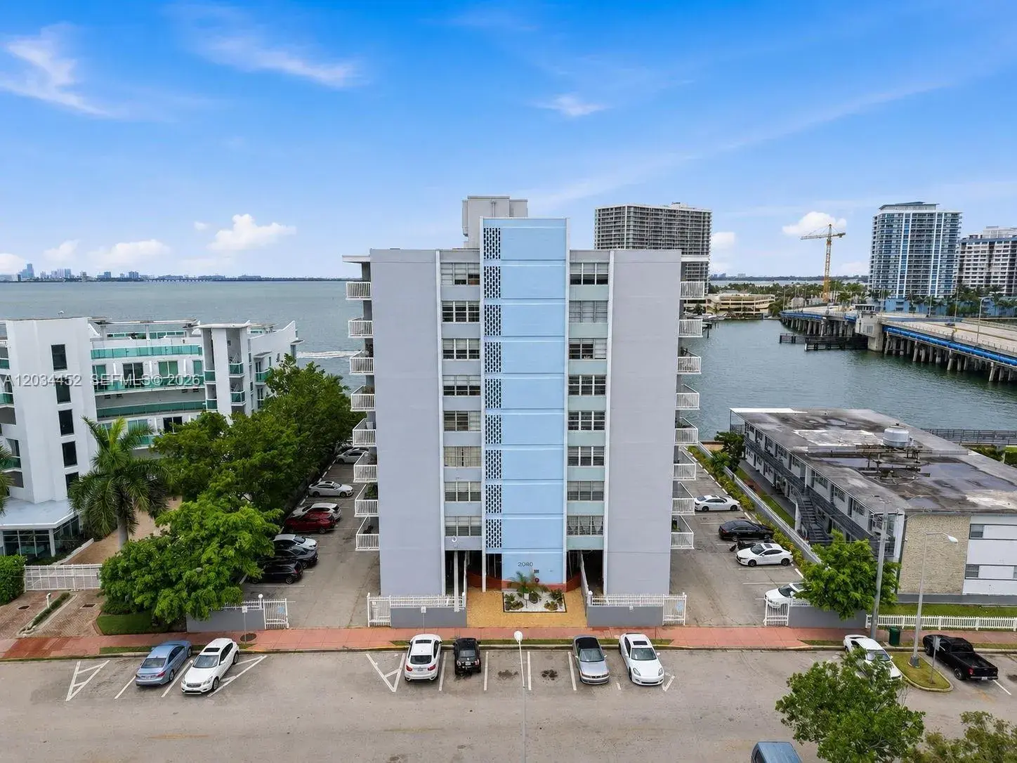 2016 Bay Dr # 504, Miami Beach FL 33141