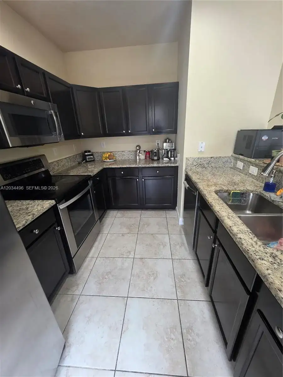 9424 SW 171st Pl, Miami FL 33196 photo 5