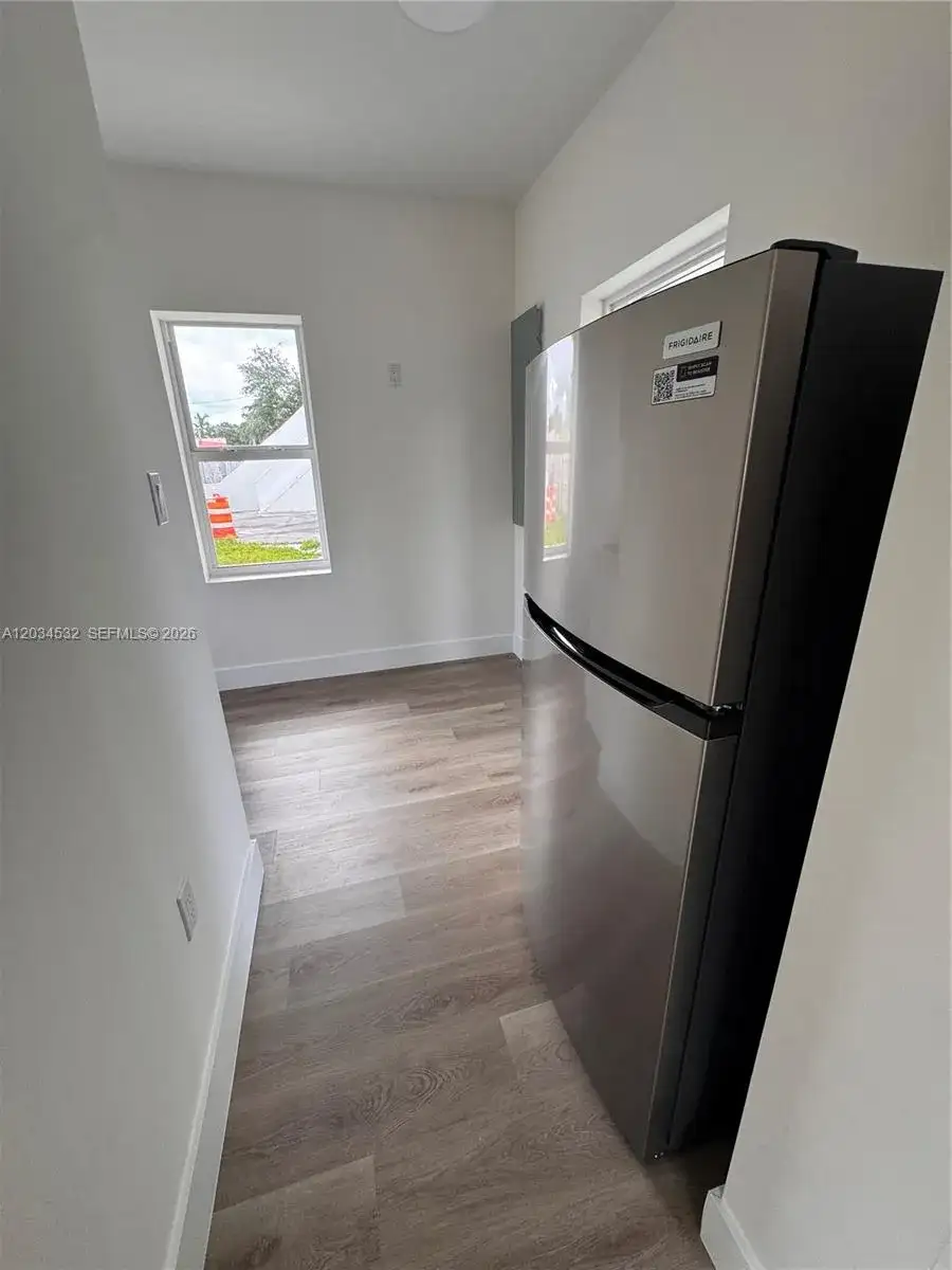 2239 NW 87th St # 8, Miami FL 33147 photo 2