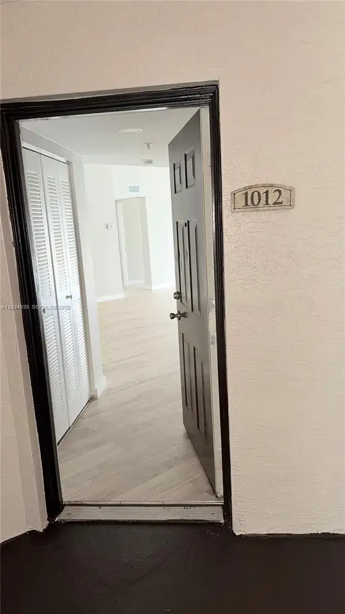 4171 N Haverhill Rd # 1012, West Palm Beach FL 33417 photo 2