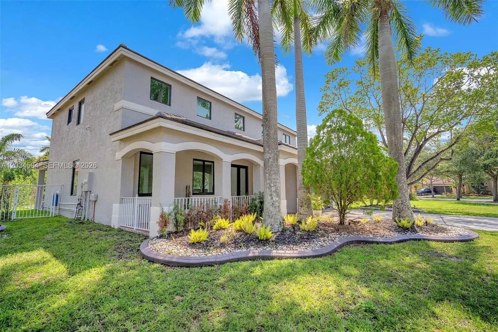 731 Tulip Cir, Weston FL 33327