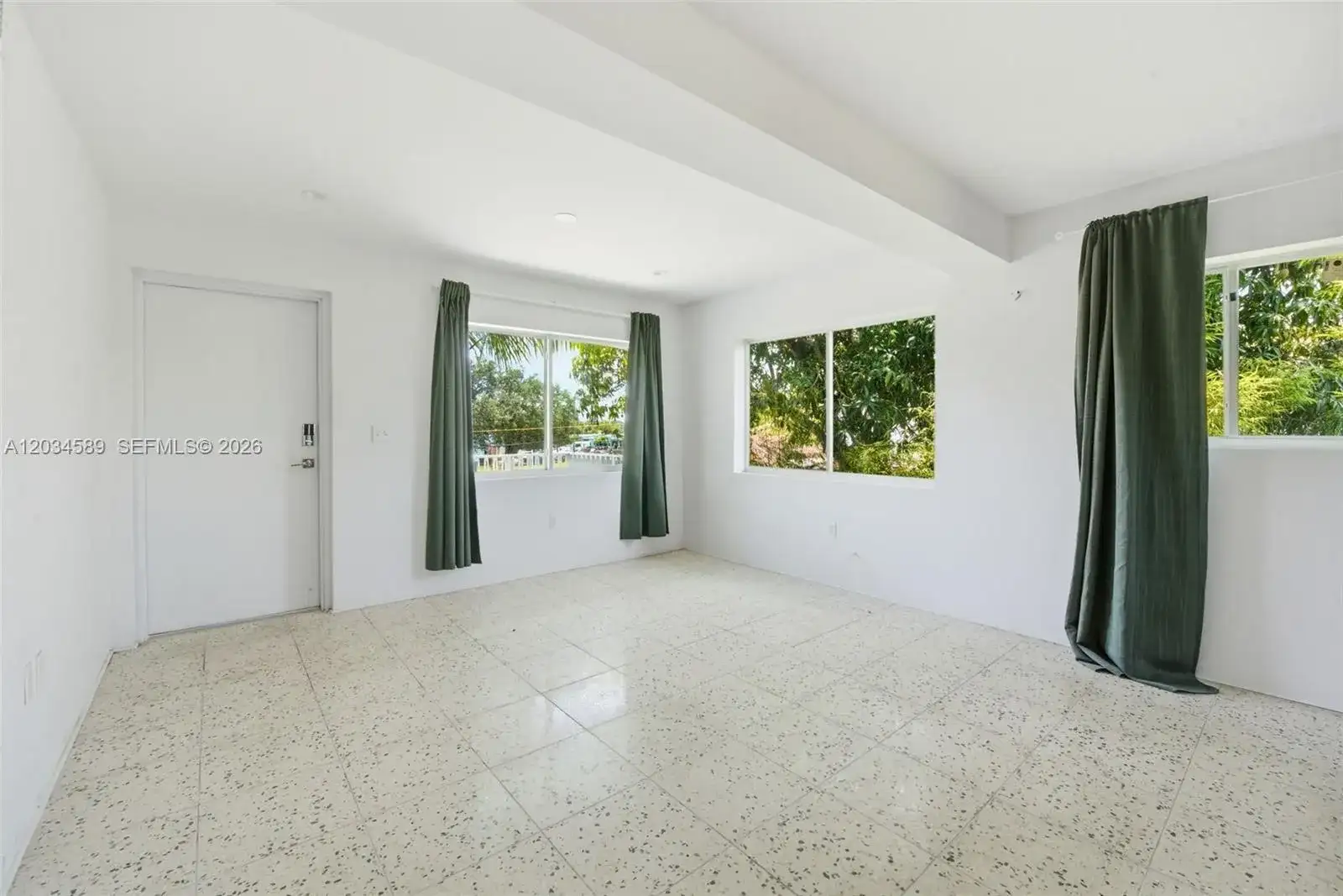 127 NW 74th St # 3, Miami FL 33150 photo 3