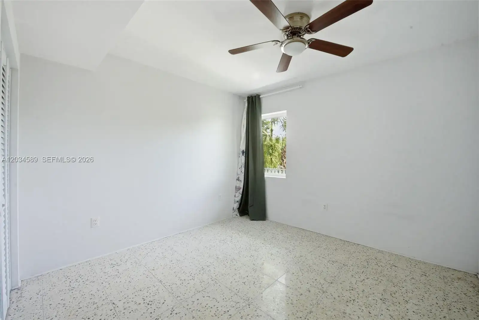 127 NW 74th St # 3, Miami FL 33150 photo 4