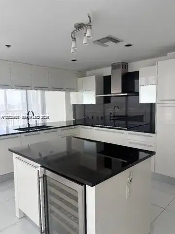 17121 Collins Ave # 3101, Sunny Isles Beach FL 33160 photo 3