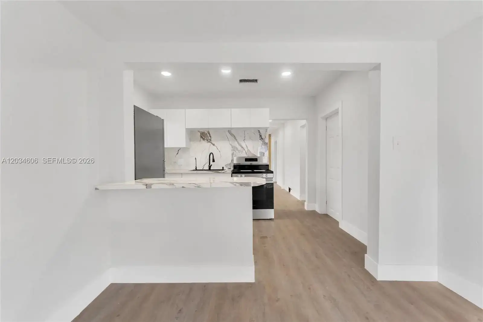 2428 NW 28th St, Miami FL 33142 photo 5
