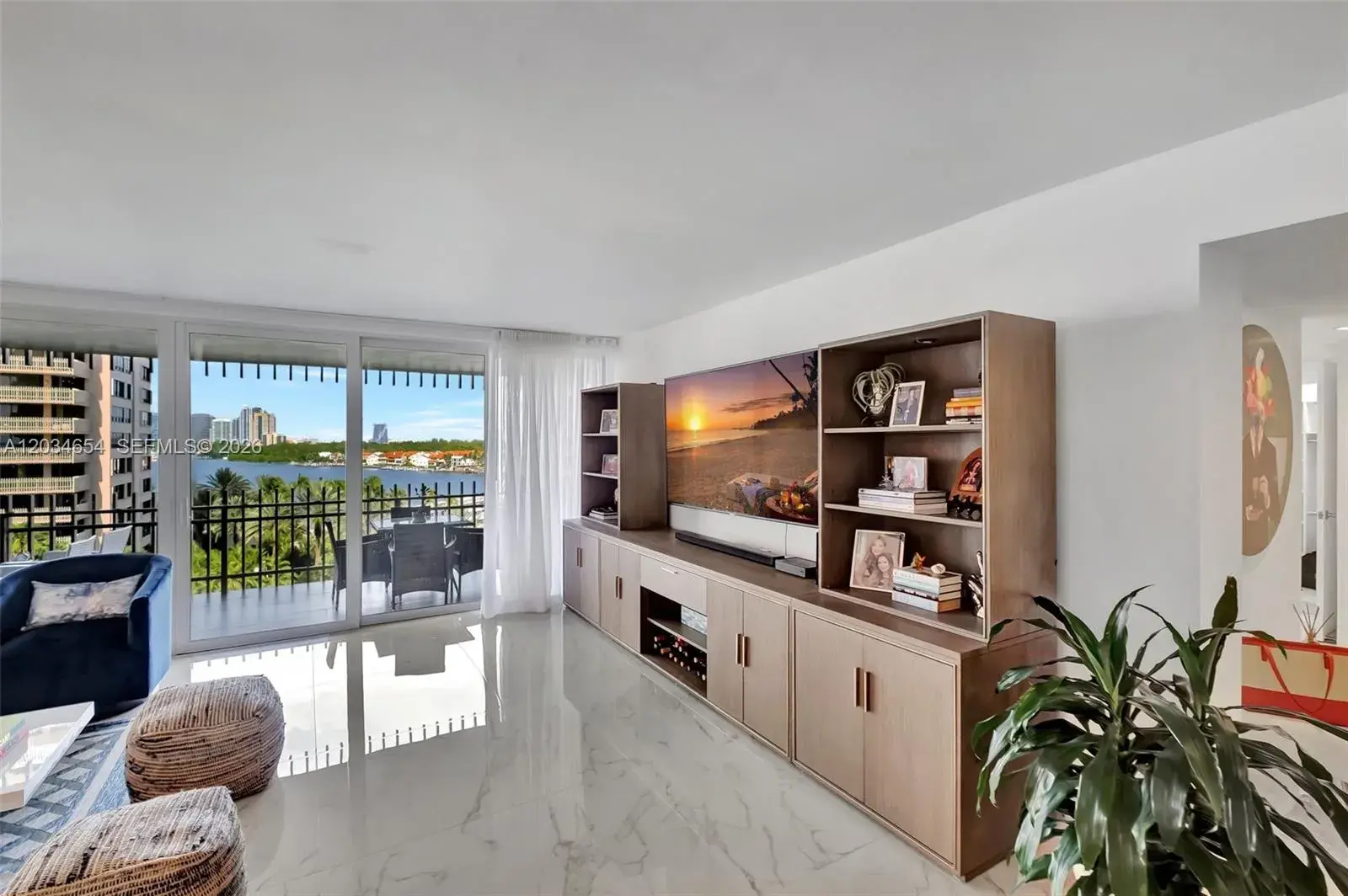 2 Grove Isle Dr # B706, Miami FL 33133