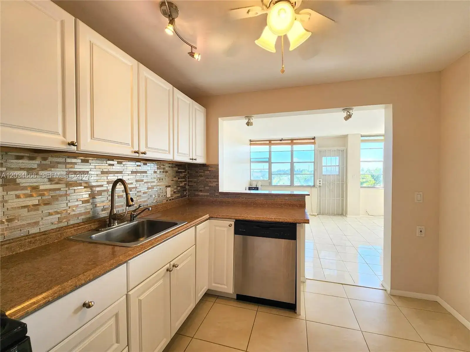 2025 NE 164th St # 503, North Miami Beach FL 33162 photo 4