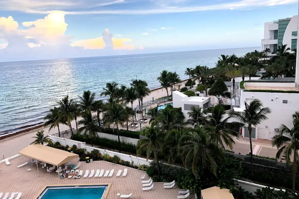 3505 S Ocean Dr # 704, Hollywood FL 33019