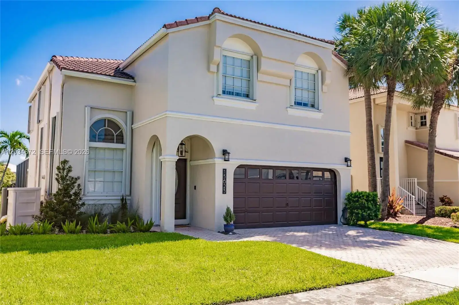 15623 NW 5th St, Pembroke Pines FL 33028 photo 2