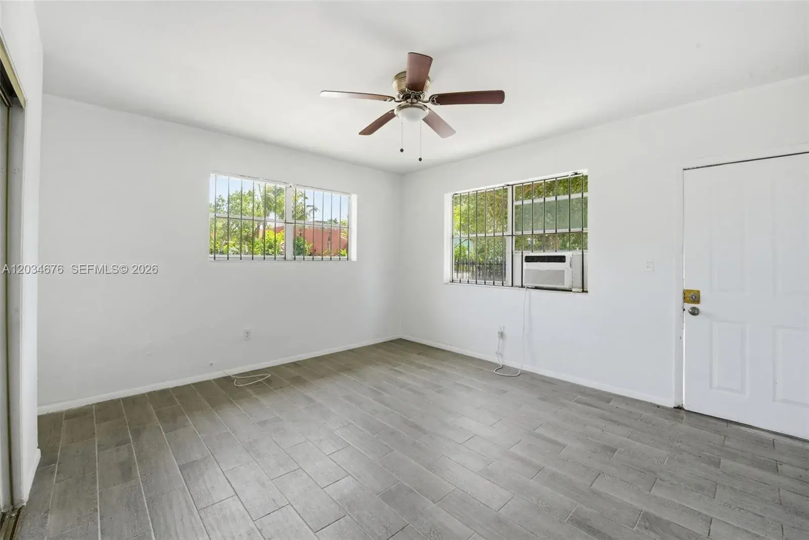 125 NW 73rd St # 125, Miami FL 33150