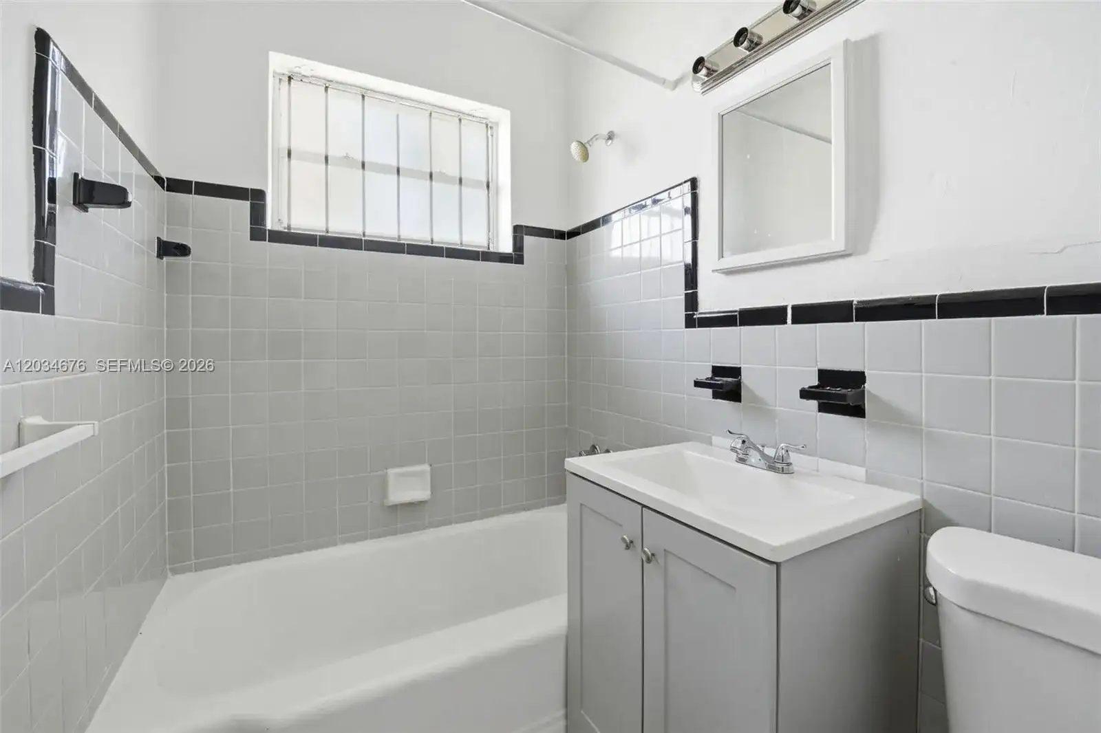 125 NW 73rd St # 125, Miami FL 33150 photo 4