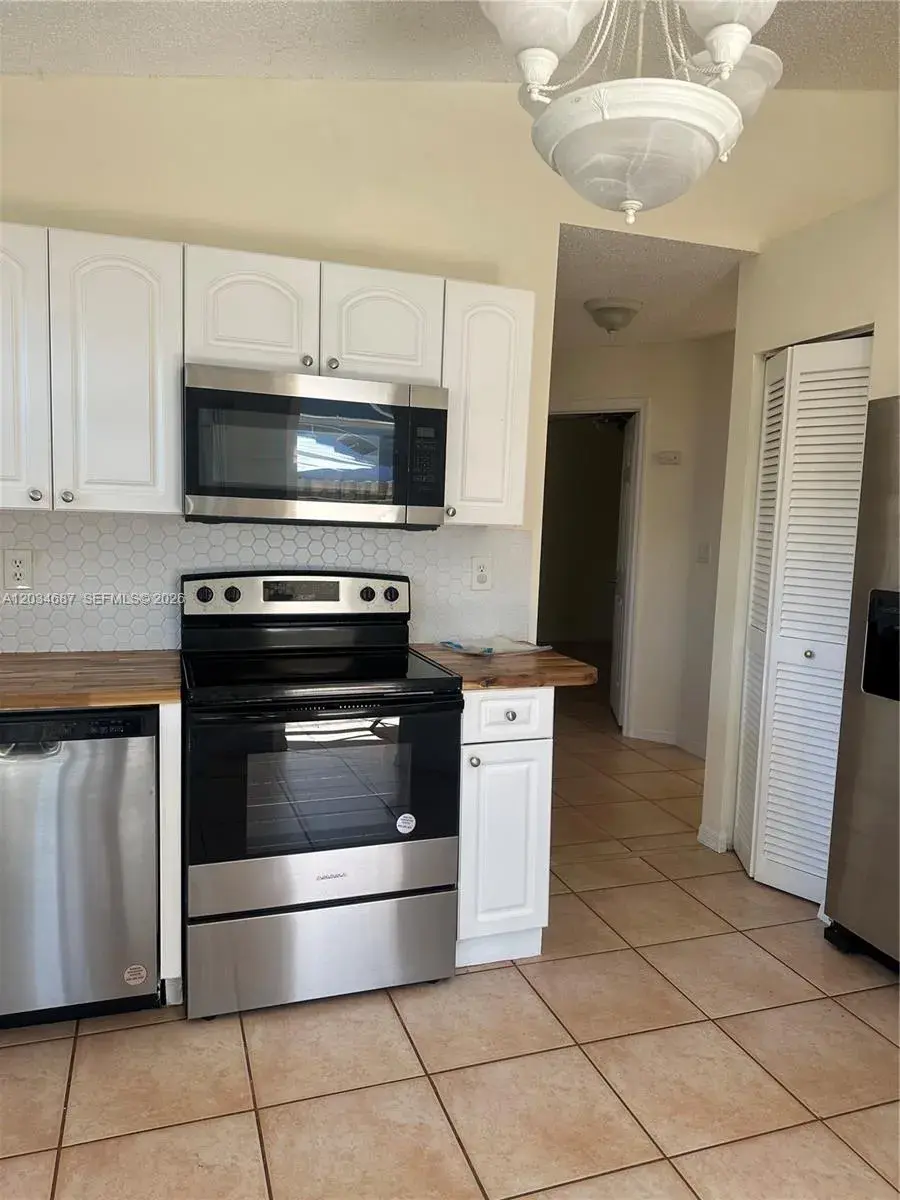 12338 SW 144th Ter, Miami FL 33186