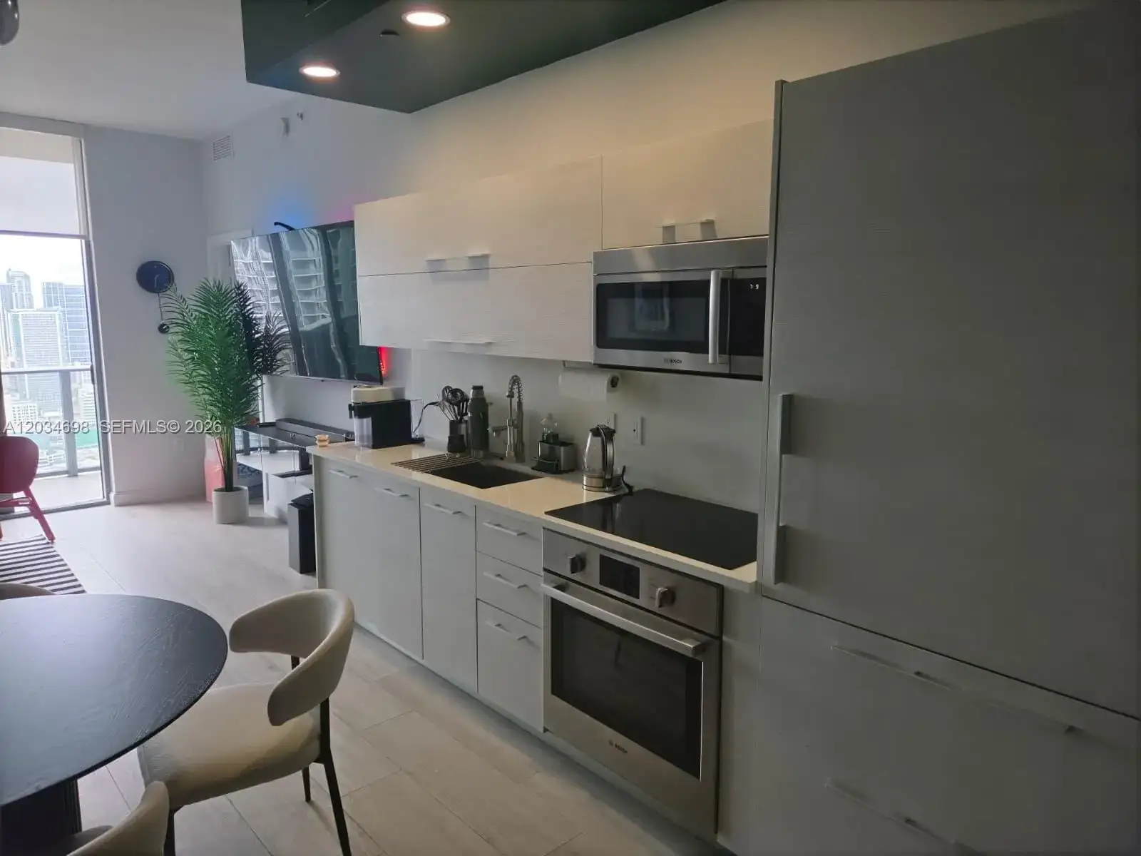 45 SW 9th St # 4309, Miami FL 33130 photo 3