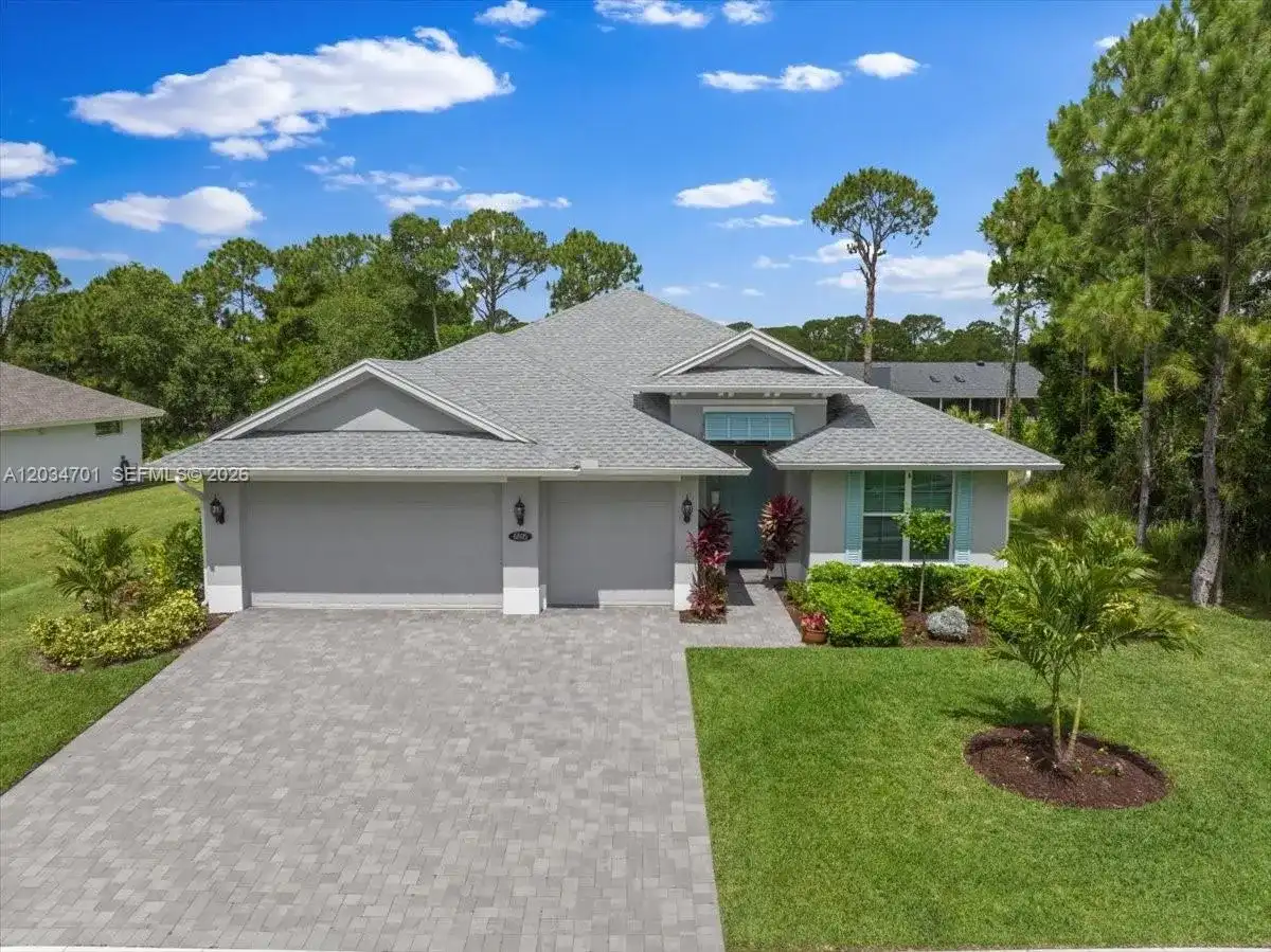 6805 49th Ct, Vero Beach FL 32967