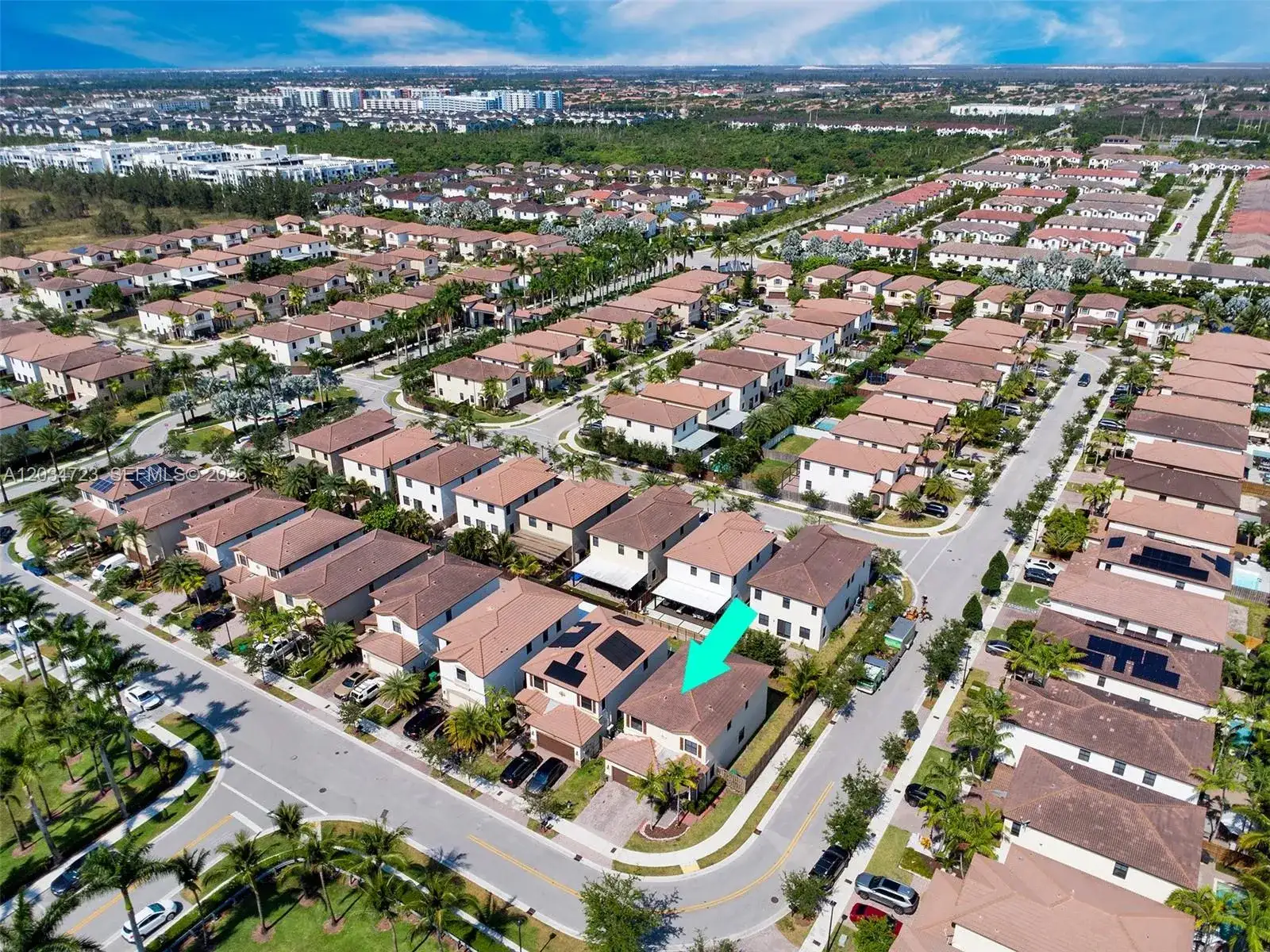 8890 NW 99th Path, Doral FL 33178 photo 2