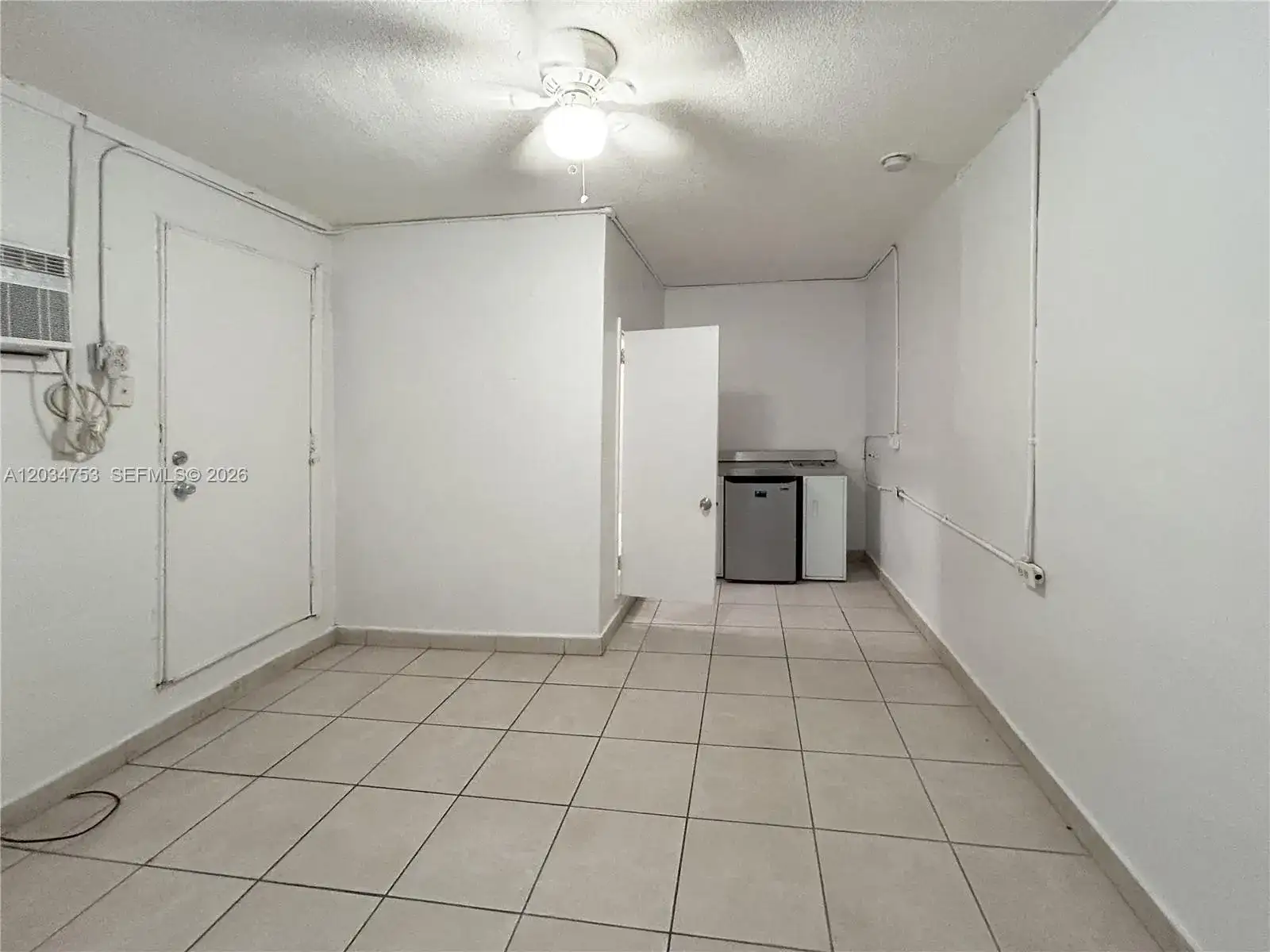 1079 NW 112th Ter # 2, Miami FL 33168 photo 3