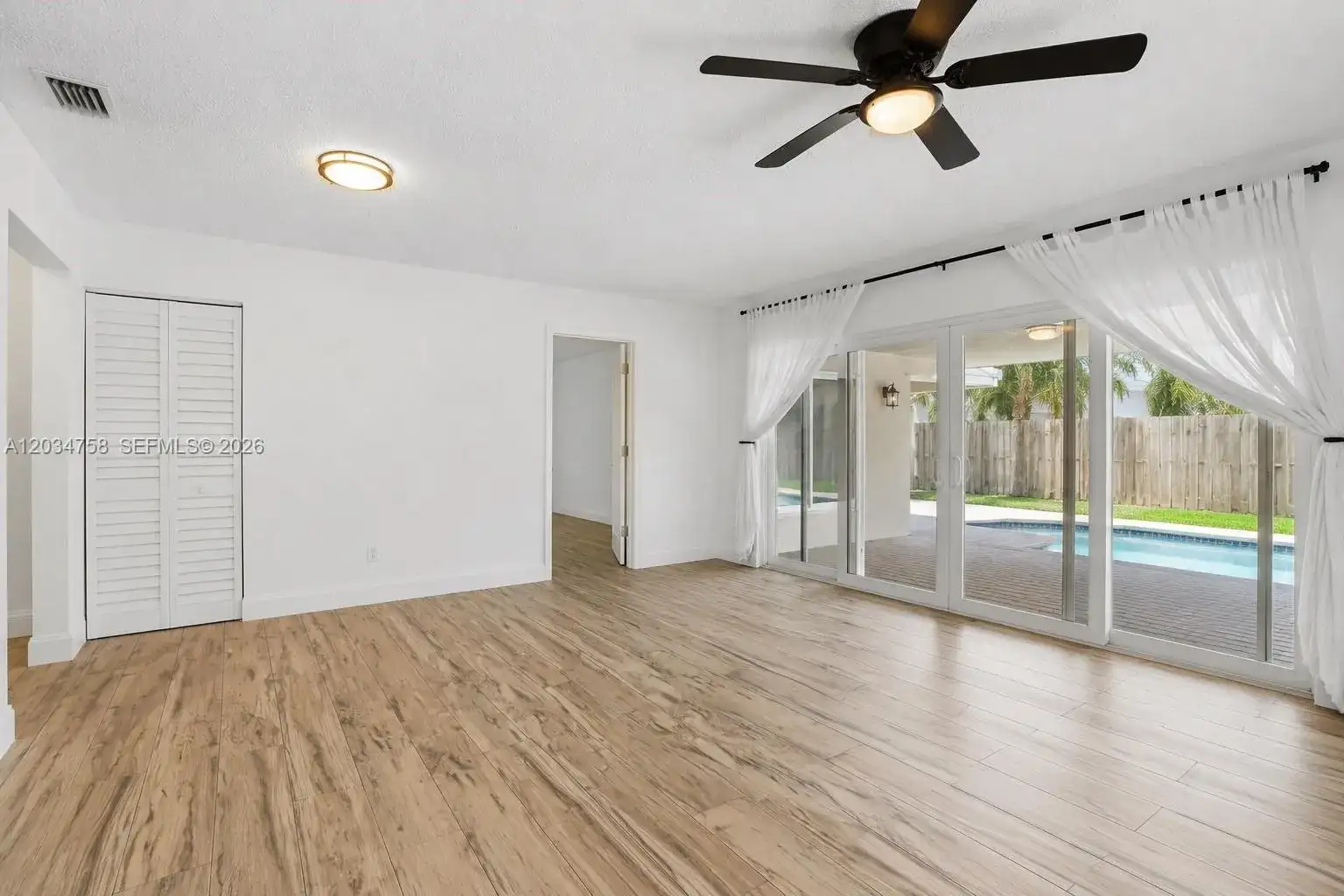 5874 SW 97th Ter, Cooper City FL 33328 photo 2