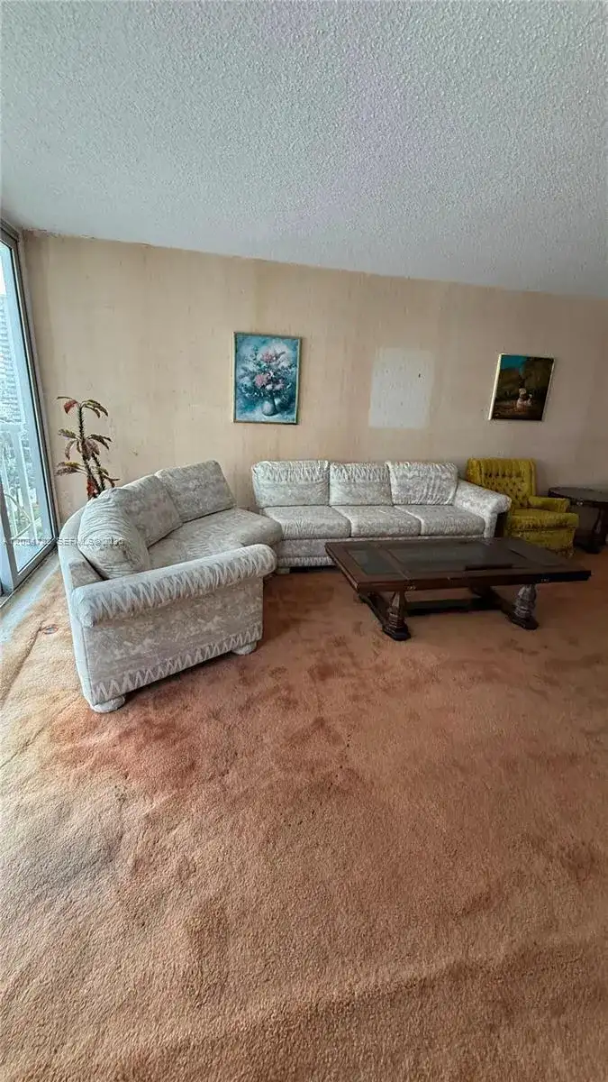 231 174th St # 911, Sunny Isles Beach FL 33160 photo 2