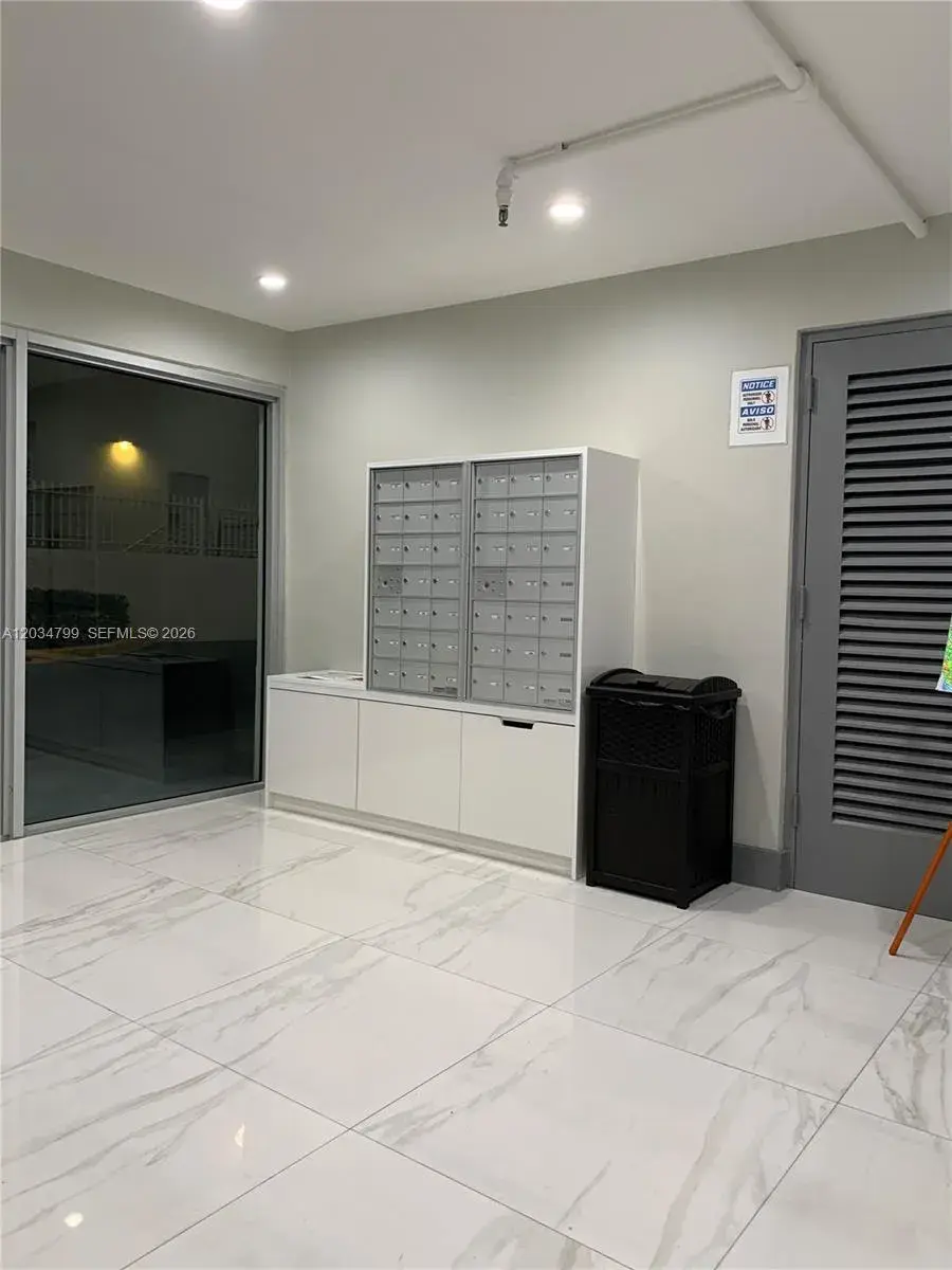 395 NE 21st St # 403, Miami FL 33137