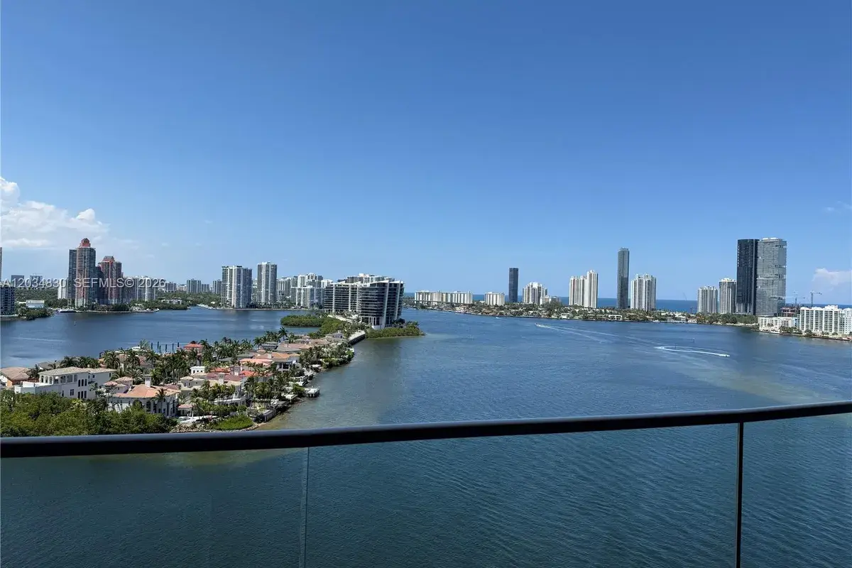 2800 Island Blvd # 1803, Aventura FL 33160