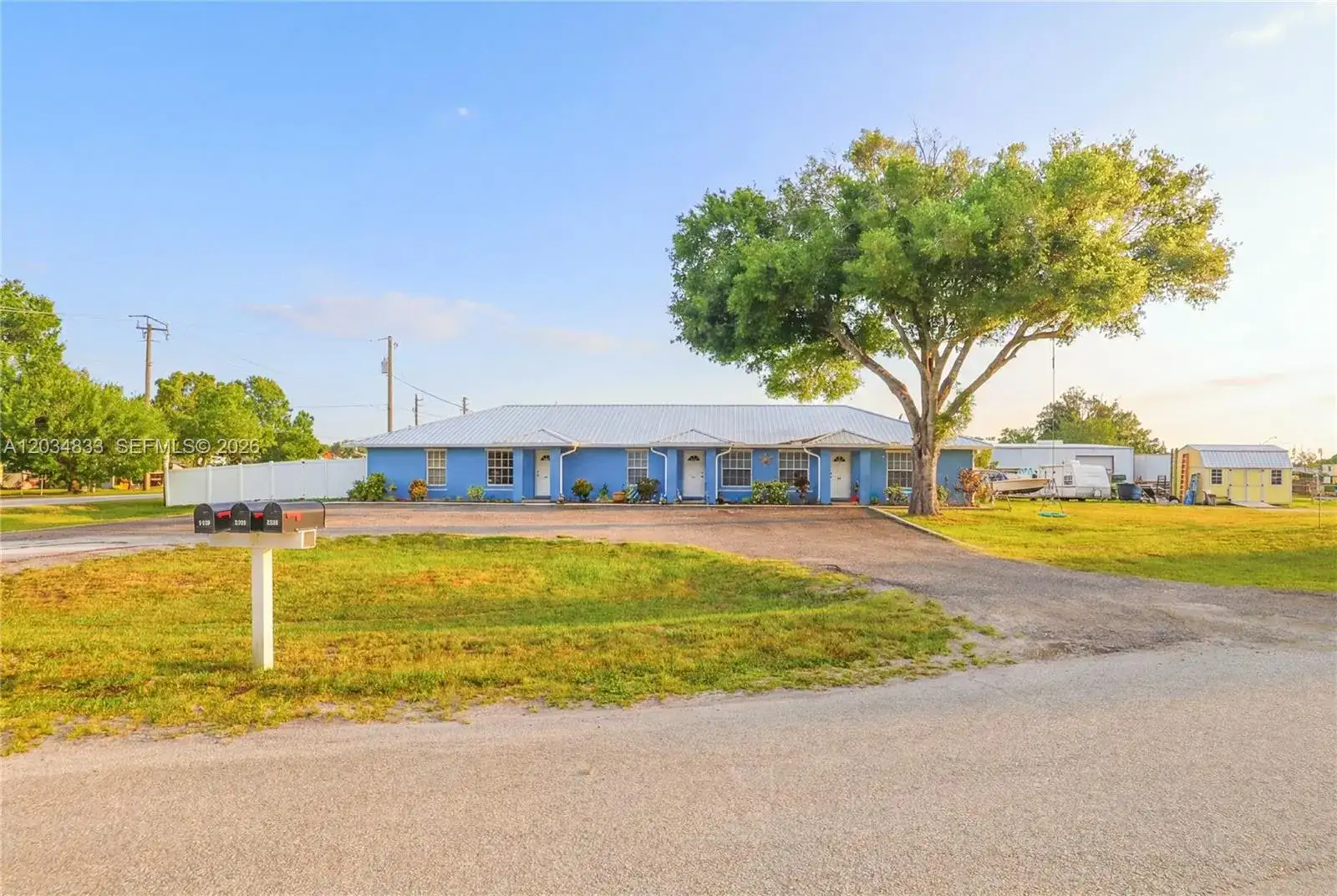 810 SW 2nd St, Okeechobee FL 34974 photo 2