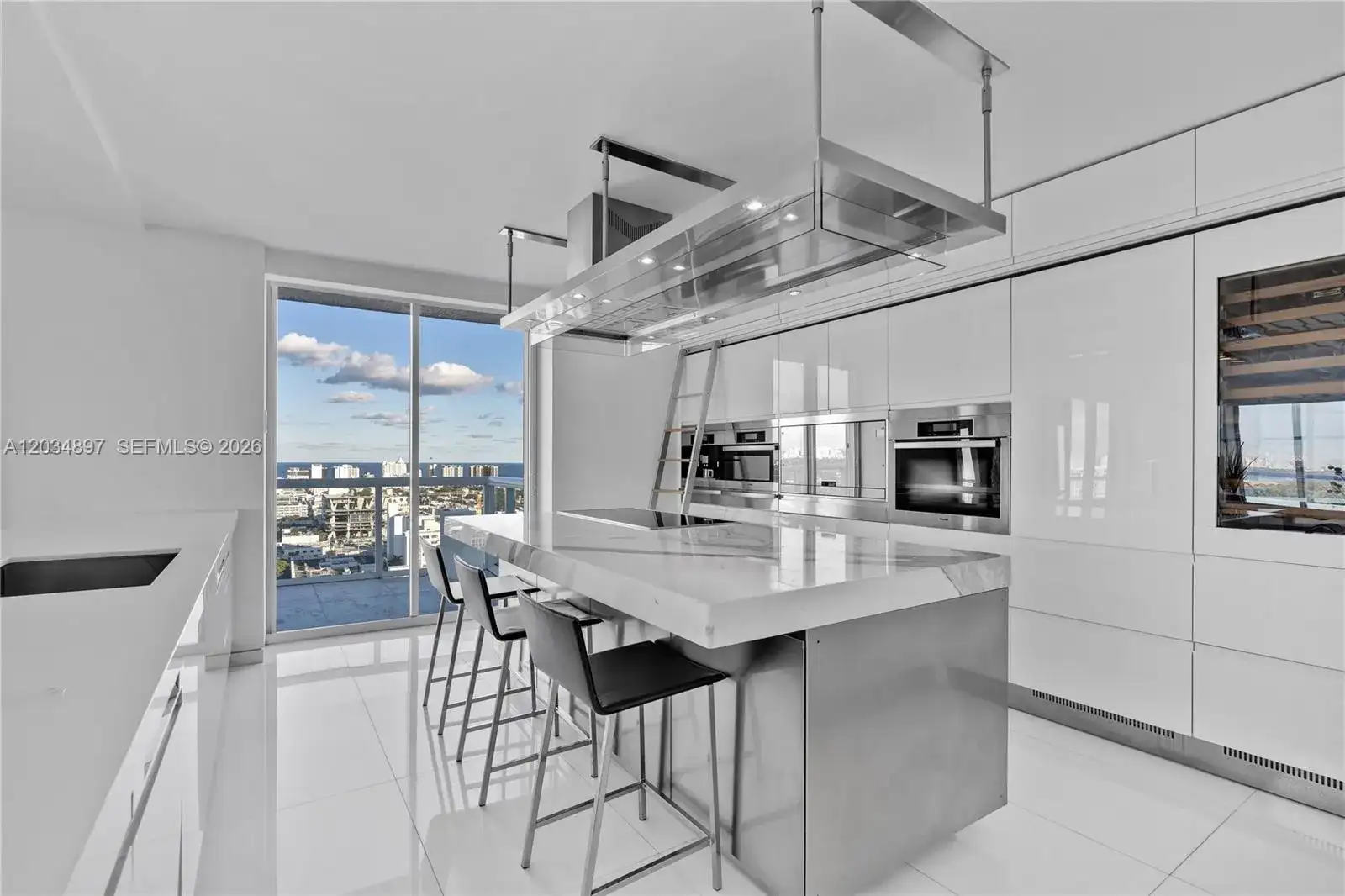 10 Venetian Way, Miami Beach FL 33139 photo 5