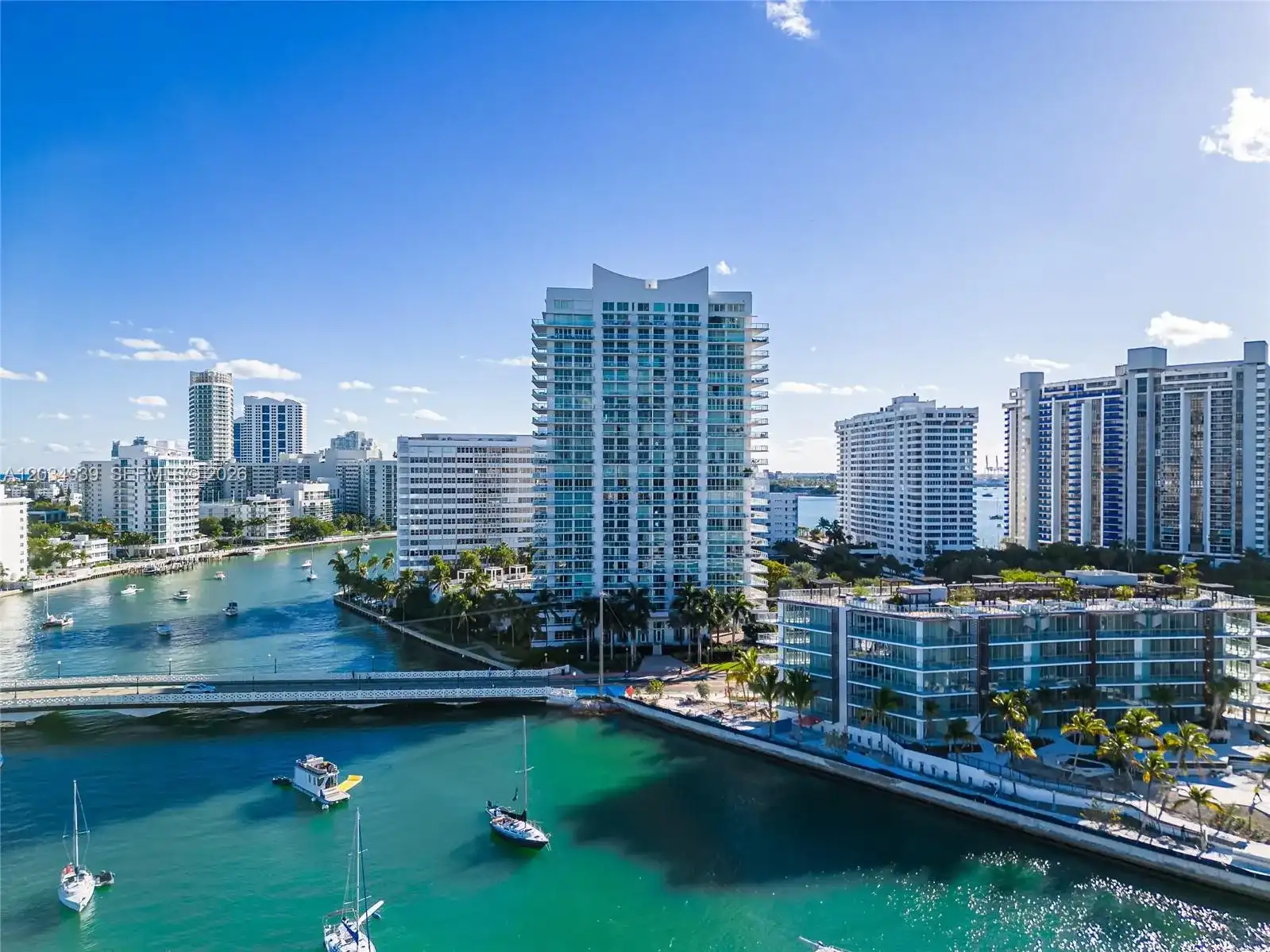 10 Venetian Way, Miami Beach FL 33139