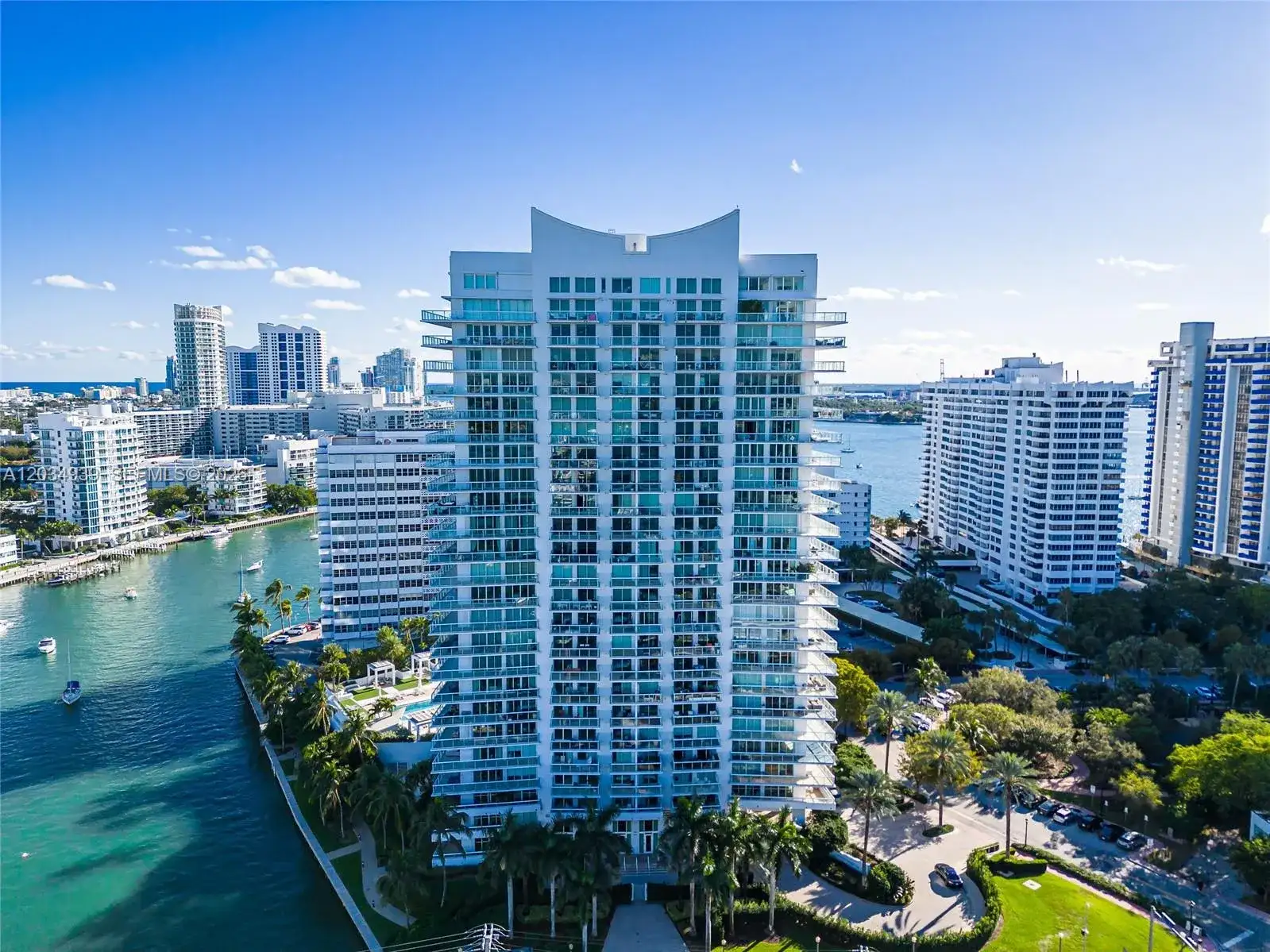 10 Venetian Way, Miami Beach FL 33139 photo 2