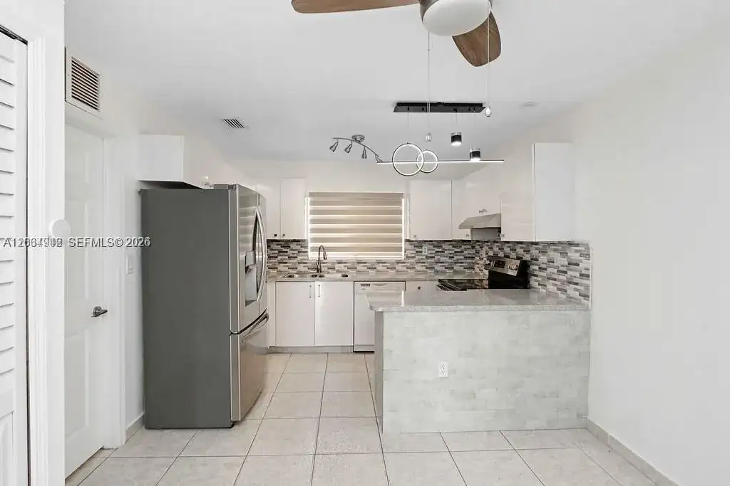 242 E 3rd St # 205, Hialeah FL 33010 photo 5