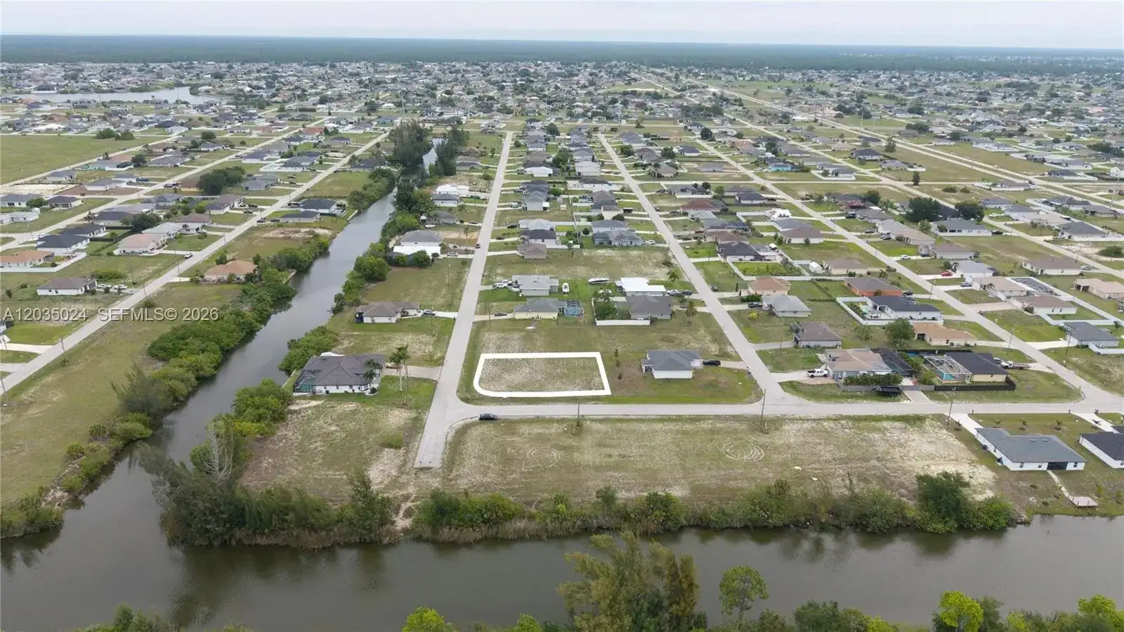 2009 NW 2ND AVE, Cape Coral FL 33993 photo 2